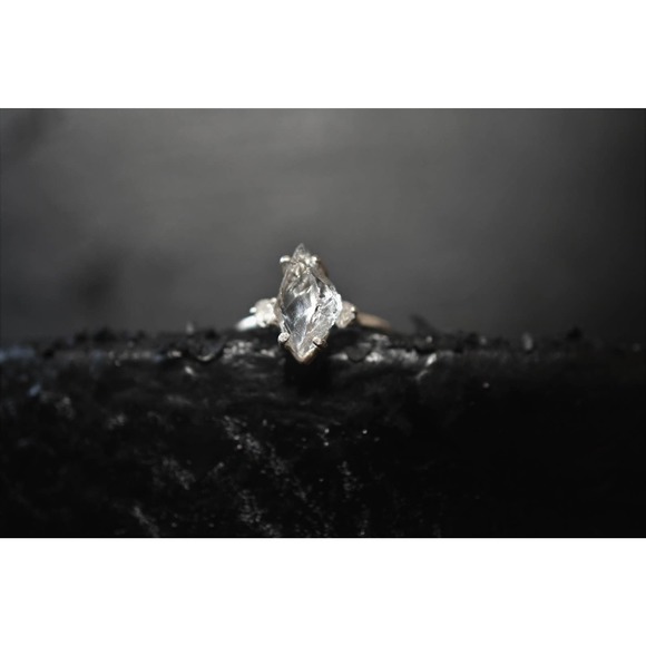 Marquise engagement ring, raw stone ring size 3 4 5 6 7 8 9 10 11 12 13 - Picture 3 of 3